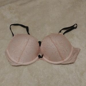 Victoria's secret bombshell bra